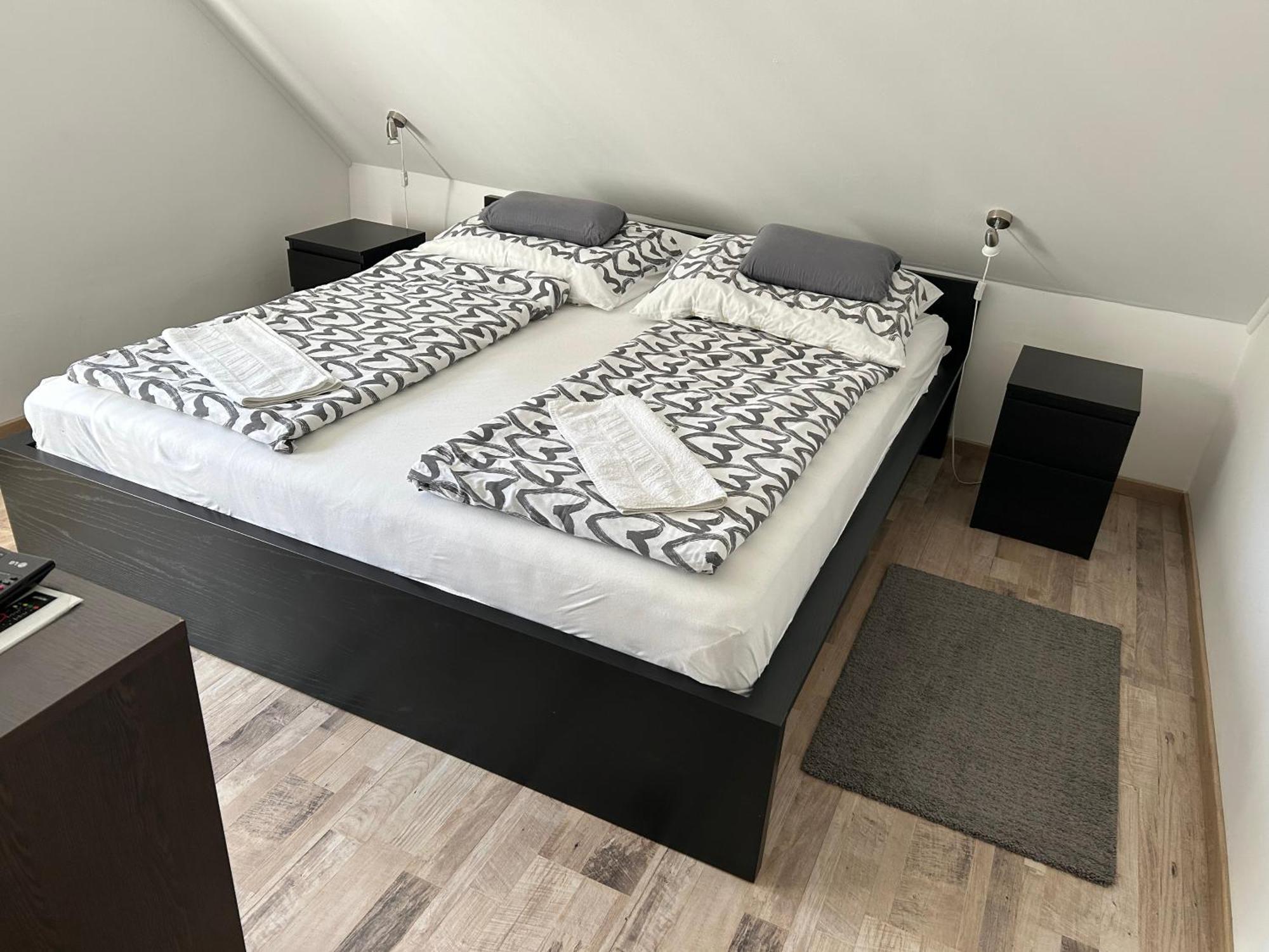 Komo Apartment Buk Luaran gambar